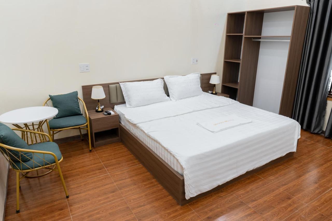 Odyssey Hostel, Tours & Motorbikes Rental Ha Giang Bagian luar foto