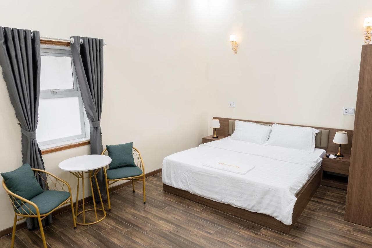 Odyssey Hostel, Tours & Motorbikes Rental Ha Giang Bagian luar foto