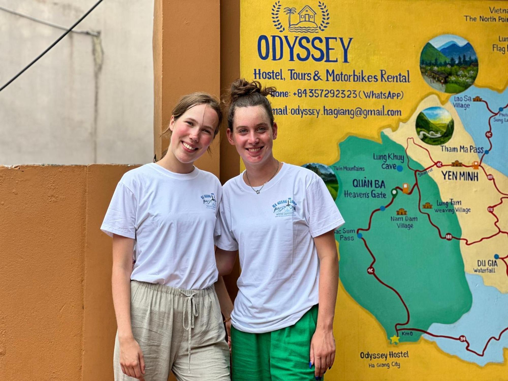 Odyssey Hostel, Tours & Motorbikes Rental Ha Giang Bagian luar foto