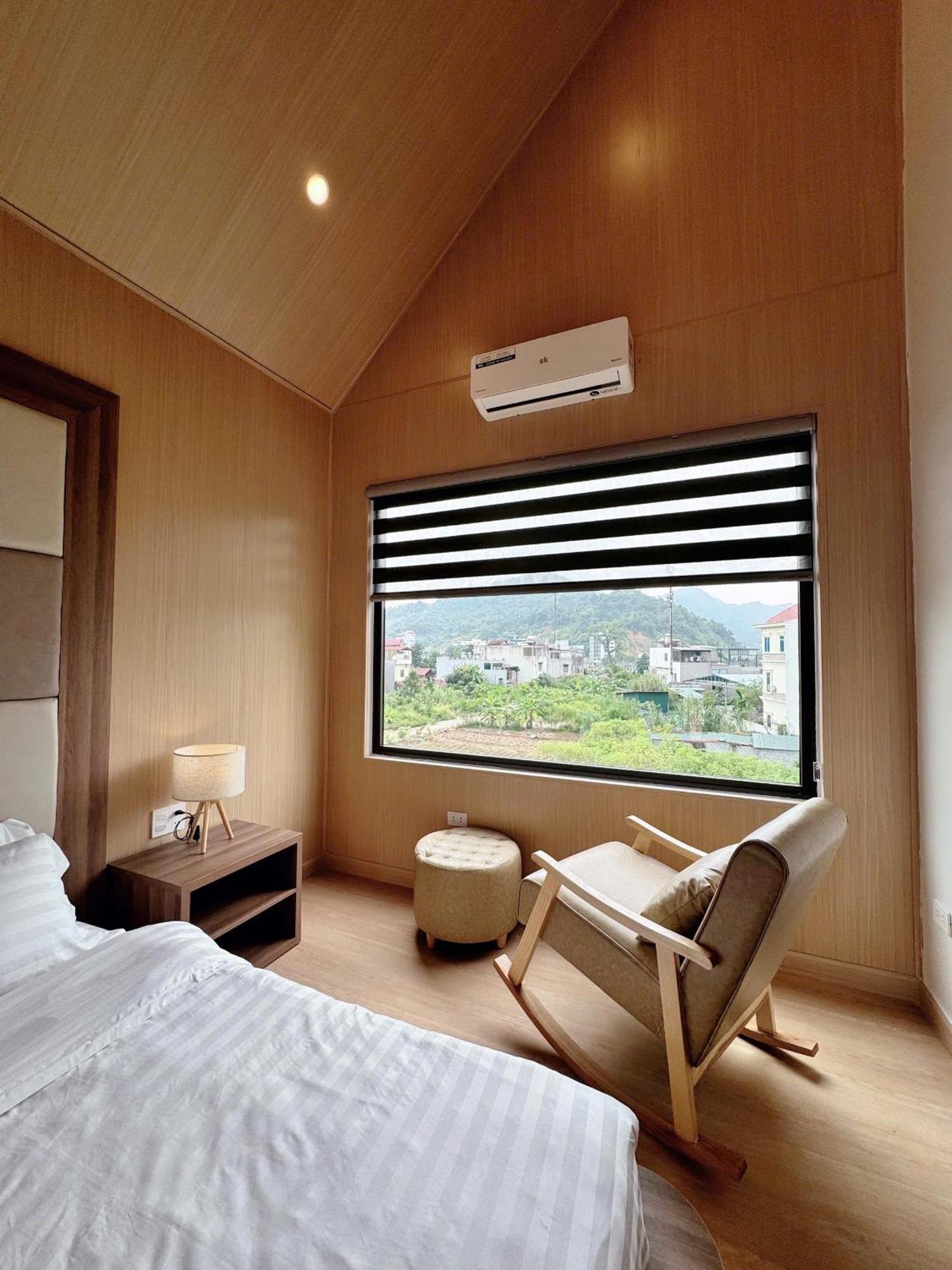 Odyssey Hostel, Tours & Motorbikes Rental Ha Giang Bagian luar foto